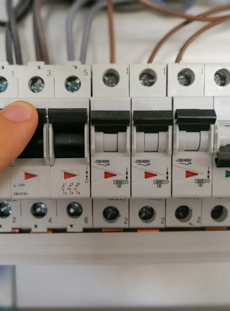 Arc fault Breakers buyers